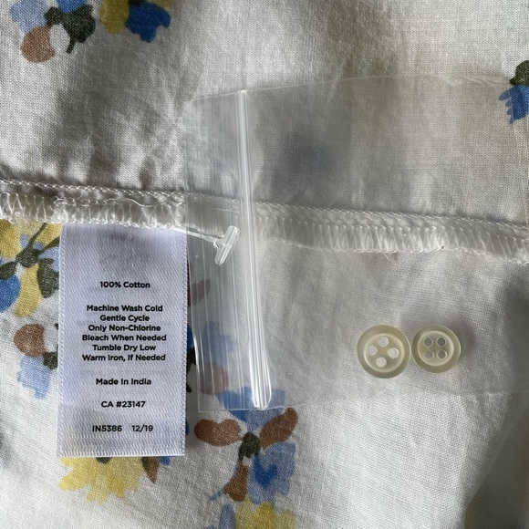 🌟HP🌟Talbots White Floral Shirt - Picture 5 of 5